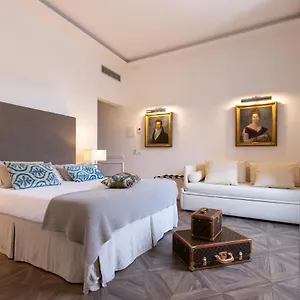 Kf Deluxe 2*, Florence Italy